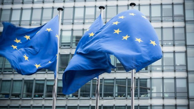 «Περισσότερη Ευρώπη» ζητεί ο πρώην εκδότης της Die Zeit