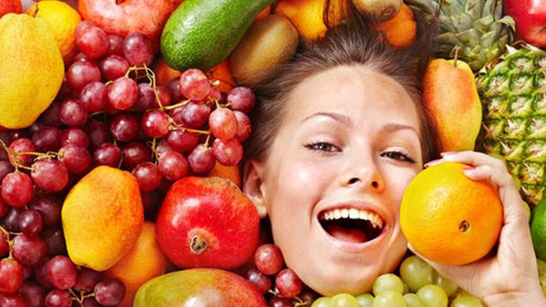 Δίαιτες στην εφηβεία: Ποιους κινδύνους κρύβουν