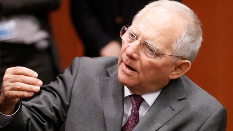 Καθοριστική η στάση Σόιμπλε στην απόφαση του Eurogroup