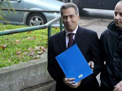 Σε βαρύτατη αγγειοπλαστική θα υποβληθεί ο Βασίλης Παπαγεωργόπουλος Σε βαρύτατη αγγειοπλαστική θα υποβληθεί ο Βασίλης Παπαγεωργόπουλος