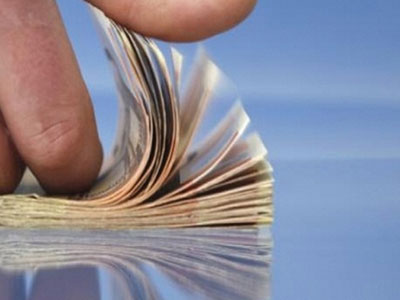 Χρωστούσαν πάνω από 2,5 εκατ. ευρώ έκαστος και συνελήφθησαν