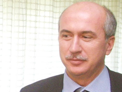 Σωρεία αντιδράσεων για τη «μεταπήδηση» του Σπύρου Μουζακίτη