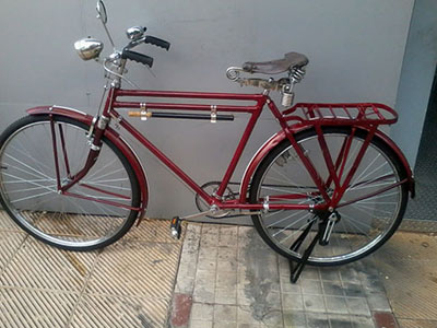 Ποδήλατα του ’30 βγαίνουν και πάλι στους δρόμους