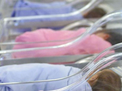 Εξαρθρώθηκε κύκλωμα παράνομων υιοθεσιών