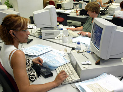 Πόσοι υπάλληλοι αποχώρησαν από το Δημόσιο την περίοδο 2009-2013;