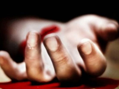 Πάτρα: Καθηγητής έκοβε τις φλέβες του ενώπιον μαθητών! Πάτρα: Καθηγητής έκοβε τις φλέβες του ενώπιον μαθητών!