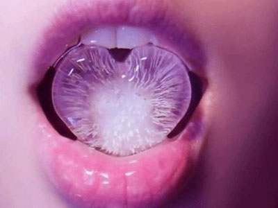 Σας αρέσει να μασάτε παγάκια; Τσεκάρετε τον σίδηρό σας