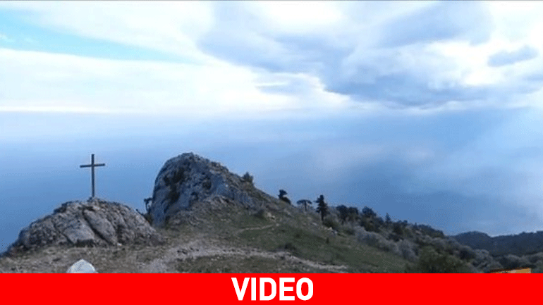 Ανεβαίνοντας τον Άθω