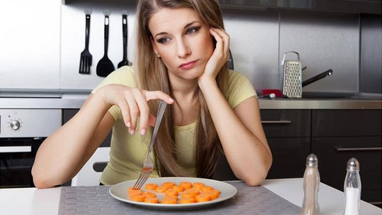 Το light φαγητό δεν είναι νόστιμο; Κάντε αυτές τις αλλαγές και δώστε γεύση στη διατροφή σας