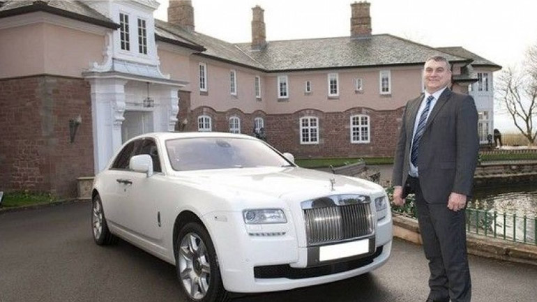 Ο Βρετανός «κροίσος» ζει με 20 λίρες τη μέρα!