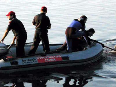 Αγωνία για τον αστυνομικό-ερασιτέχνη ψαρά που χάθηκε στον Έβρο Αγωνία για τον αστυνομικό-ερασιτέχνη ψαρά που χάθηκε στον Έβρο