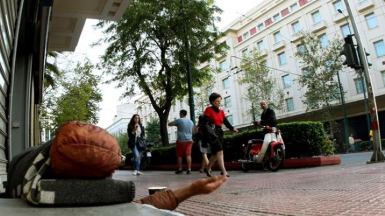 Πάνω από 120.000 αιτήσεις σε 15 μέρες για το πρόγραμμα ανθρωπιστικής βοήθειας