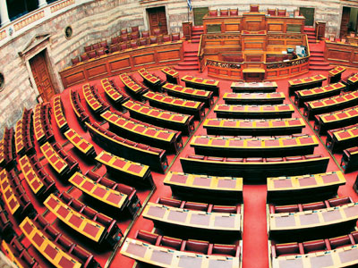 Οι προθέσεις των Καπερνάρου-Γιαβανόπουλου-Μελά για την επόμενη ψηφοφορία