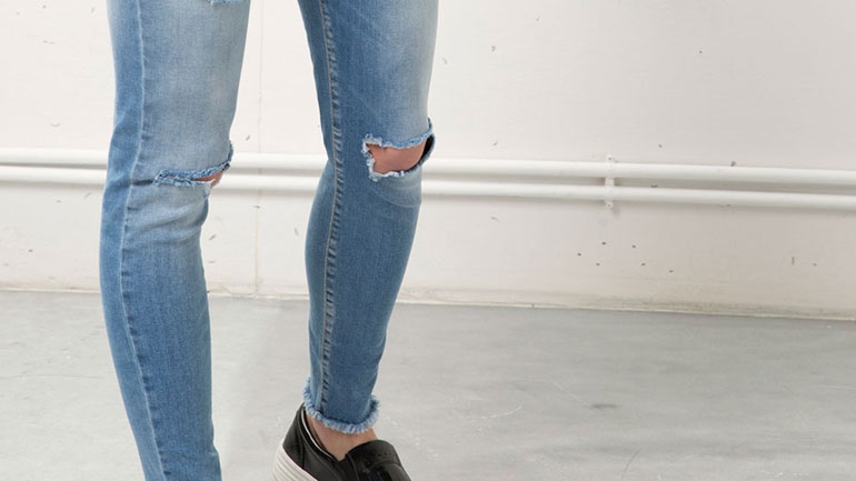 ΒΒC: Τα skinny παντελόνια μπορεί να προκαλέσουν πρόβλημα στα πόδια