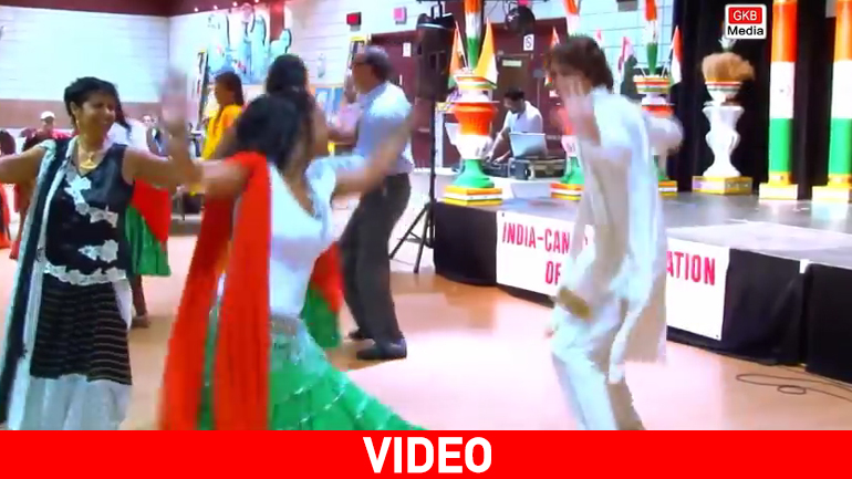 «Ξεσάλωσε» ο Καναδός πρωθυπουργός με Ινδές χορεύτριες