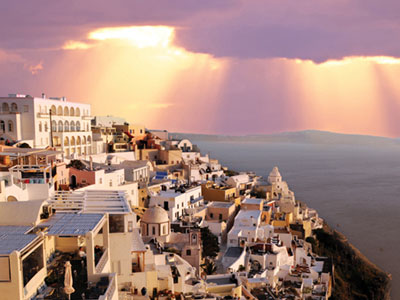 Ποιες περιοχές «βούλιαξαν» από τουρίστες;