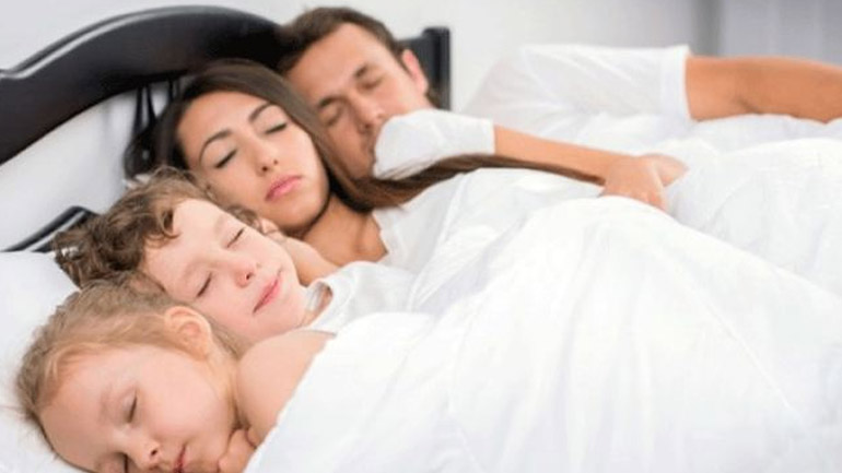 Όταν το παιδί δεν κοιμάται στο κρεβάτι του