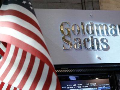 Goldman Sachs: Στα 18 δισ. ευρώ οι εκροές καταθέσεων