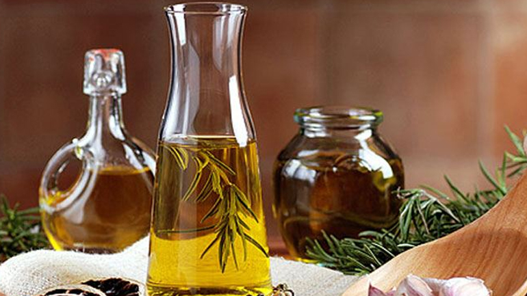 Το ελαιόλαδο μειώνει τον κίνδυνο καρκίνου του μαστού