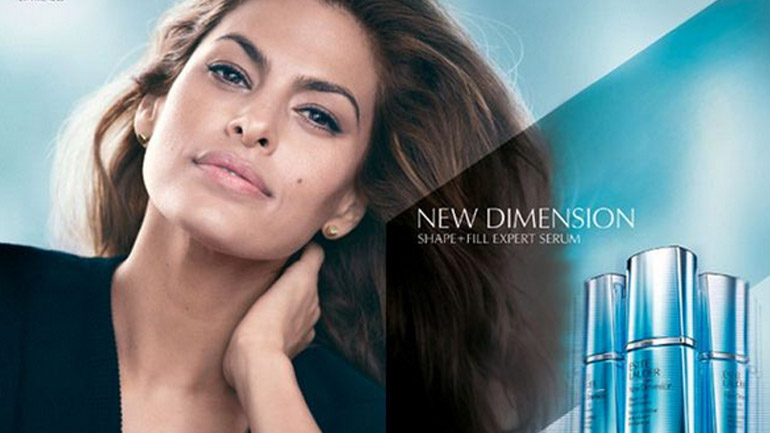 H Eva Mendes είναι το νέο πρόσωπο της Estée Lauder