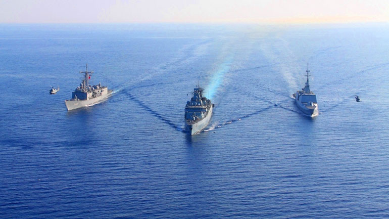 Στον Πειραιά οκτώ πολεμικά πλοία στο πλαίσιο άσκησης Στον Πειραιά οκτώ πολεμικά πλοία στο πλαίσιο άσκησης