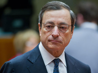 «Ο Ντράγκι πιέζεται για το πρόγραμμα ποσοτικής χαλάρωσης»