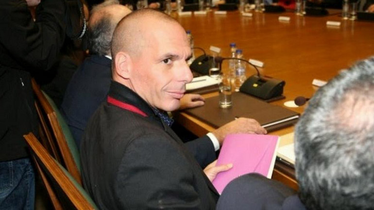 Γ. Βαρουφάκης στην Αυγή: «Αυτό είναι το σχέδιό μας για την έξοδο στις αγορές»