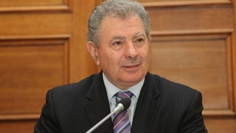 Επιστολή-παρέμβαση του Σήφη Βαλυράκη για το σκάνδαλο της Siemens