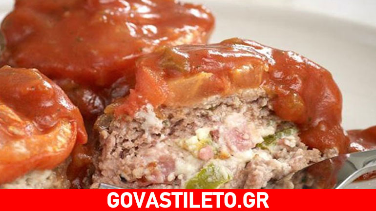 Μπιφτέκια γεμιστά με πικάντικη σάλτσα