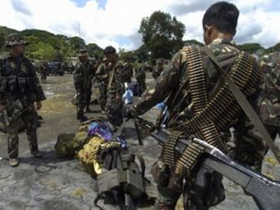 Ισλαμιστές απειλούν να αποκεφαλίσουν Γερμανό όμηρο