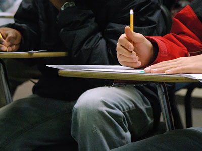 Τέθηκε σε λειτουργία η Τράπεζα Θεμάτων