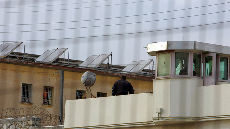 Παραμένει προσωρινά κρατούμενη η σύντροφος του Γεράσιμου Τσάκαλου