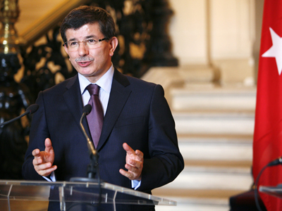 Στο Προεδρικό Μέγαρο ο Νταβούτογλου