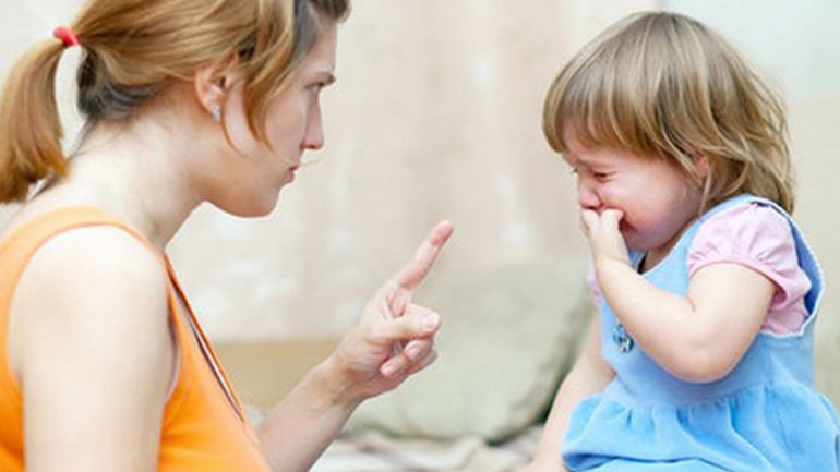 Οι ξυλιές στον ποπό και τα χέρια του παιδιού απαγορεύονται! Μάθε τον λόγο