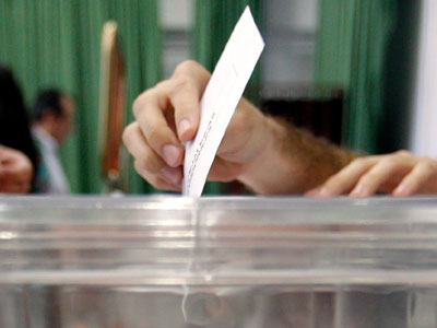 Προβάδισμα 3,7% του ΣΥΡΙΖΑ σε νέα δημοσκόπηση