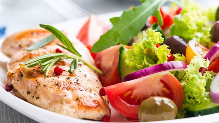 Διαιτητικοί μύθοι που δεν σας επιτρέπουν να αδυνατίσετε