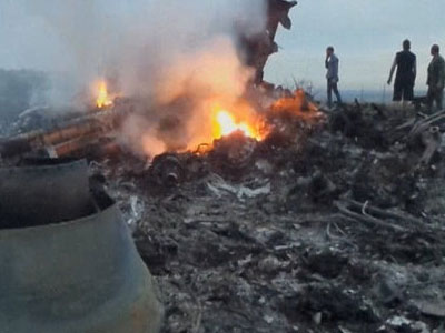 Πάνω από 250 σοροί ανασύρθηκαν από τα συντρίμμια του Boeing