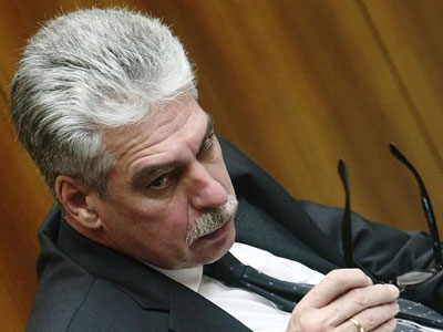 Αίτημα της Ελλάδας για παράταση μνημονίου περιμένει η Αυστρία Αίτημα της Ελλάδας για παράταση μνημονίου περιμένει η Αυστρία