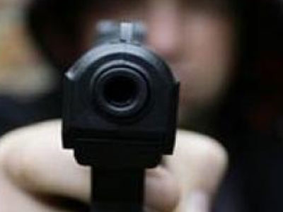 Συνελήφθη για απόπειρα φόνου και εκβιασμό