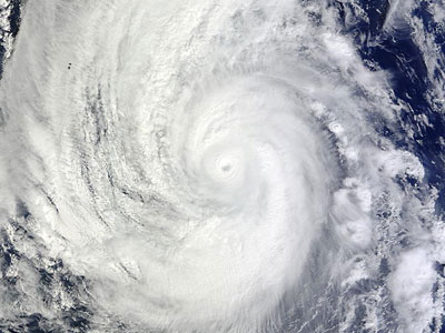 Ιαπωνία: Προς τα ανατολικά κινείται ο τυφώνας Νούρι