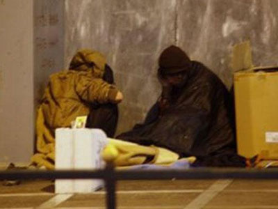 Χώροι για την προστασία αστέγων σε Αττική και Θεσσαλονίκη