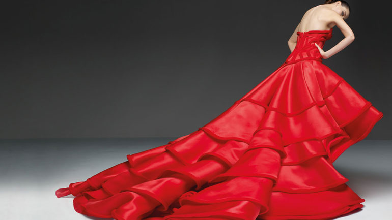 Ποιες σχολές μόδας θριαμβεύουν στην υψηλή ραπτική;