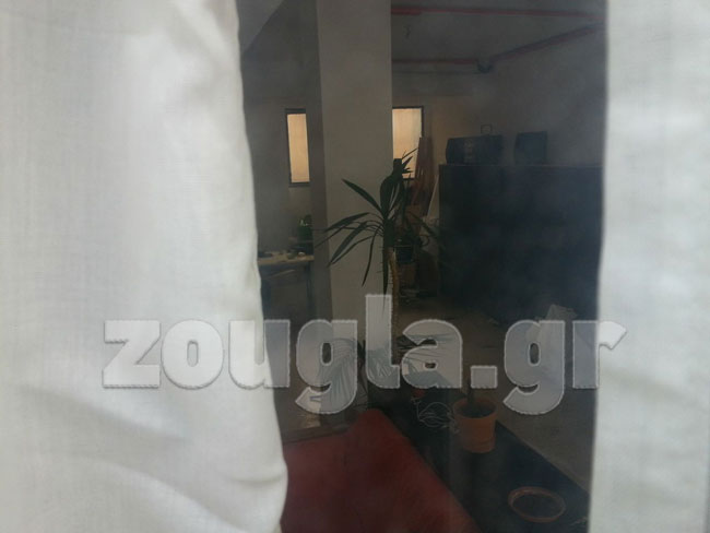 To εσωτερικό του διαμερίσματος στο Θησείο