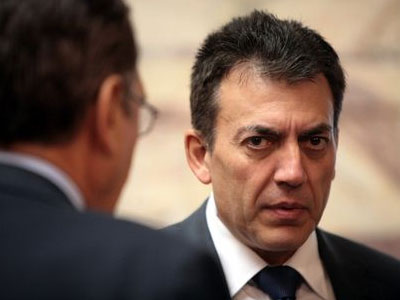 Διαψεύδει τις εκτιμήσεις για περικοπή των εφάπαξ ο Βρούτσης