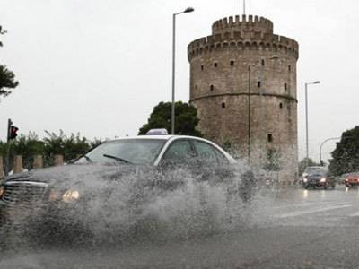 Έντονα προβλήματα από την κακοκαιρία σε Θεσσαλονίκη-Κιλκίς-Χαλκιδική