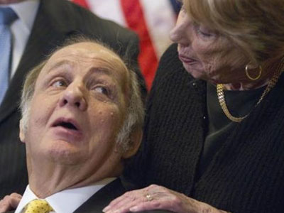 Σε δολοφονία αποδίδεται ο θάνατος του εκπροσώπου του Ρ. Ρέιγκαν