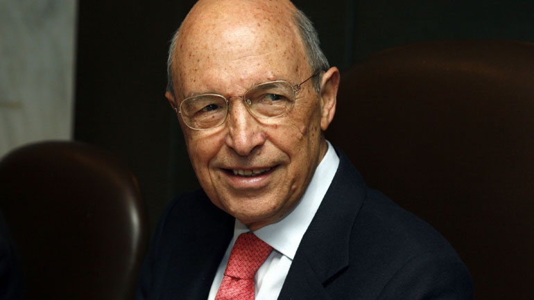 Υπέρ του «ναι» τάσσεται ο Κώστας Σημίτης Υπέρ του «ναι» τάσσεται ο Κώστας Σημίτης