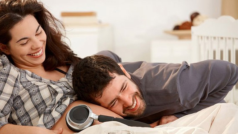 Είστε έγκυος; Ακούστε παρέα με το μωρό σας μουσική!