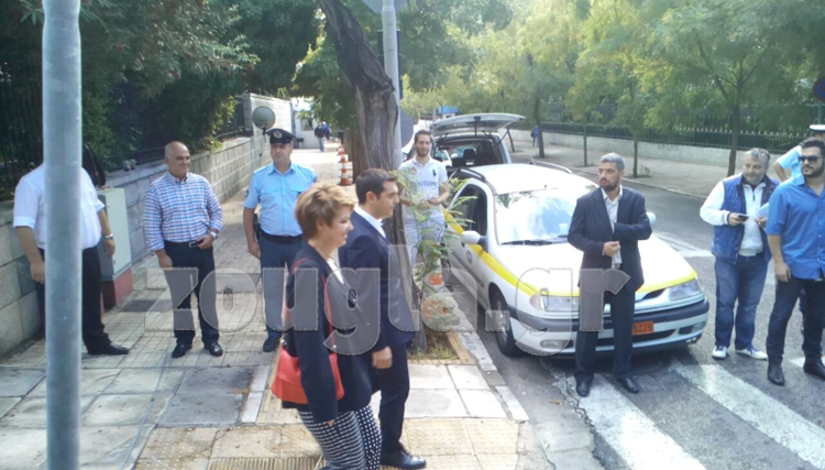 Η άφιξη του πρωθυπουργού