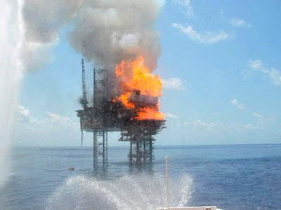 Ένας νεκρός από έκρηξη σε πλωτή εξέδρα εξόρυξης πετρελαίου